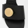 Pebble-Slide aus weichem Kalbsleder Pebble-Slide aus weichem Kalbsleder