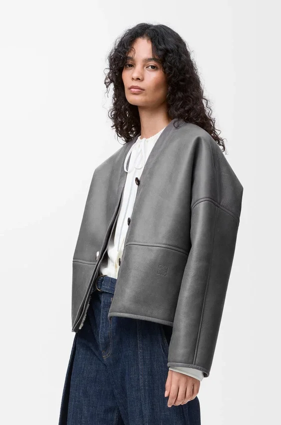 Pebble-Strickjacke aus Lammfell Pebble-Strickjacke aus Lammfell
