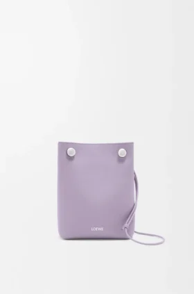 Pebble-Tasche aus glattem Kalbsleder