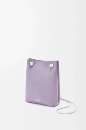 Pebble-Tasche aus glattem Kalbsleder