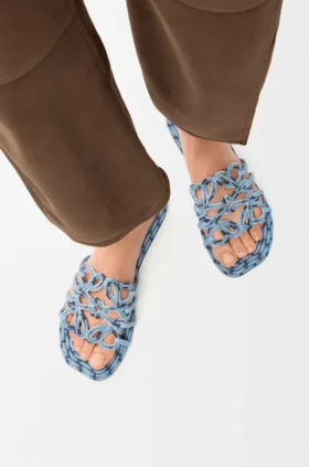 „Petal Anagram“-Pantolette aus besticktem Canvas