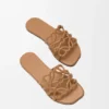 „Petal Anagram“-Pantolette aus Kalbsleder „Petal Anagram“-Pantolette aus Kalbsleder