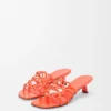 „Petal Anagram“-Pantolette aus weichem Kalbsleder „Petal Anagram“-Pantolette aus weichem Kalbsleder