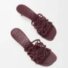 „Petal Anagram“-Pantolette aus weichem Kalbsleder „Petal Anagram“-Pantolette aus weichem Kalbsleder