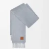 Schal aus Mohair und Wolle Schal aus Mohair und Wolle