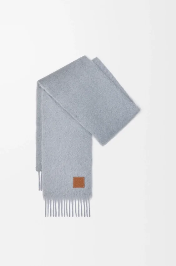 Schal aus Mohair und Wolle Schal aus Mohair und Wolle