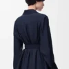 Seidenbluse mit Gürtel Seidenbluse mit Gürtel