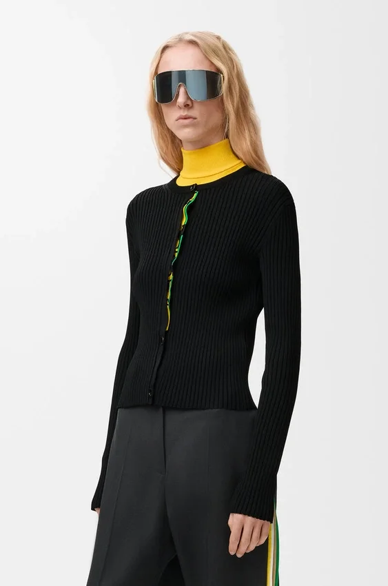 Strickjacke aus Viskose-Mischung Strickjacke aus Viskose-Mischung