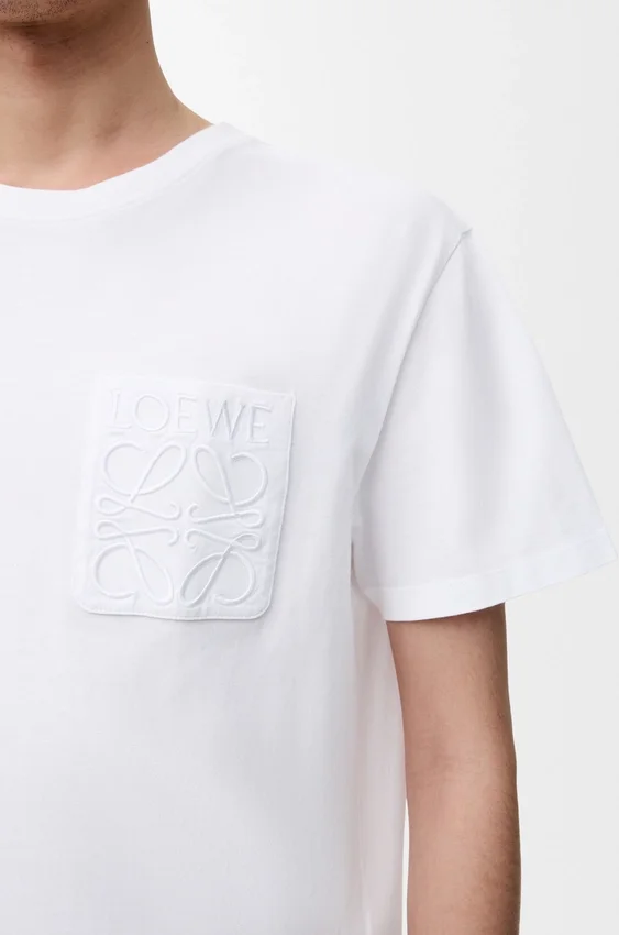 T-Shirt in lockerer Passform aus Baumwolle T-Shirt in lockerer Passform aus Baumwolle