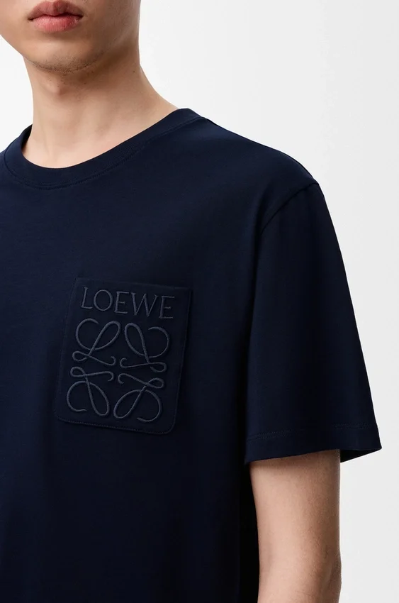 T-Shirt in lockerer Passform aus Baumwolle T-Shirt in lockerer Passform aus Baumwolle