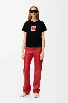 T-Shirt in regulärer Passform aus Baumwolle
