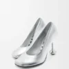 Toy Pumps aus laminiertem Lammleder Toy Pumps aus laminiertem Lammleder