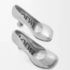 Toy Pumps aus laminiertem Lammleder Toy Pumps aus laminiertem Lammleder