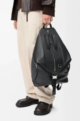 Wandelbarer Rucksack aus klassischem Kalbsleder
