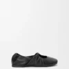 Weiche Ballerinas mit „Pebble“-Muster aus Nappa-Lammleder Weiche Ballerinas mit „Pebble“-Muster aus Nappa-Lammleder