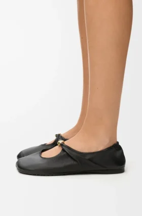 Weiche Ballerinas mit „Pebble“-Muster aus Nappa-Lammleder Weiche Ballerinas mit „Pebble“-Muster aus Nappa-Lammleder