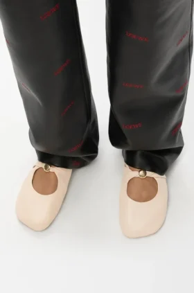 Weiche Ballerinas mit „Pebble“-Muster aus Nappa-Lammleder Weiche Ballerinas mit „Pebble“-Muster aus Nappa-Lammleder