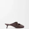 Weiche „Pebble“-Pantolette aus Nappa-Lammleder Weiche „Pebble“-Pantolette aus Nappa-Lammleder