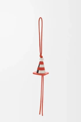 Work Cone-Anhänger aus Messing und Kalbsleder