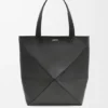 XL Puzzle Fold Tote aus glänzendem Kalbsleder XL Puzzle Fold Tote aus glänzendem Kalbsleder