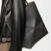 XL Puzzle Fold Tote aus glänzendem Kalbsleder XL Puzzle Fold Tote aus glänzendem Kalbsleder
