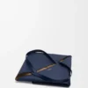 XL Puzzle Fold Tote aus glänzendem Kalbsleder XL Puzzle Fold Tote aus glänzendem Kalbsleder