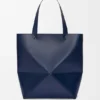 XL Puzzle Fold Tote aus glänzendem Kalbsleder XL Puzzle Fold Tote aus glänzendem Kalbsleder