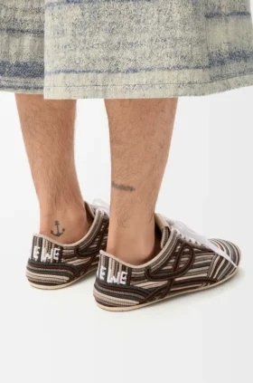 Yago Sneaker aus besticktem Canvas Yago Sneaker aus besticktem Canvas