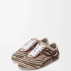 Yago Sneaker aus besticktem Canvas Yago Sneaker aus besticktem Canvas